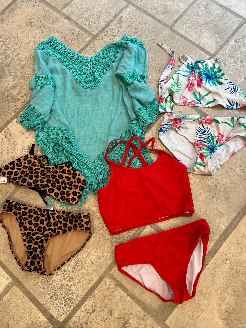 Swim bundle fits girls 10-12Y